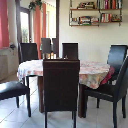 Haus Erika ゲストハウス バート・ゾーデン・アレンドルフ